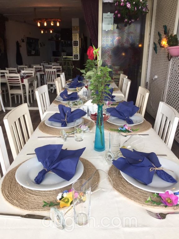 Liya Yetmişlik Restaurant