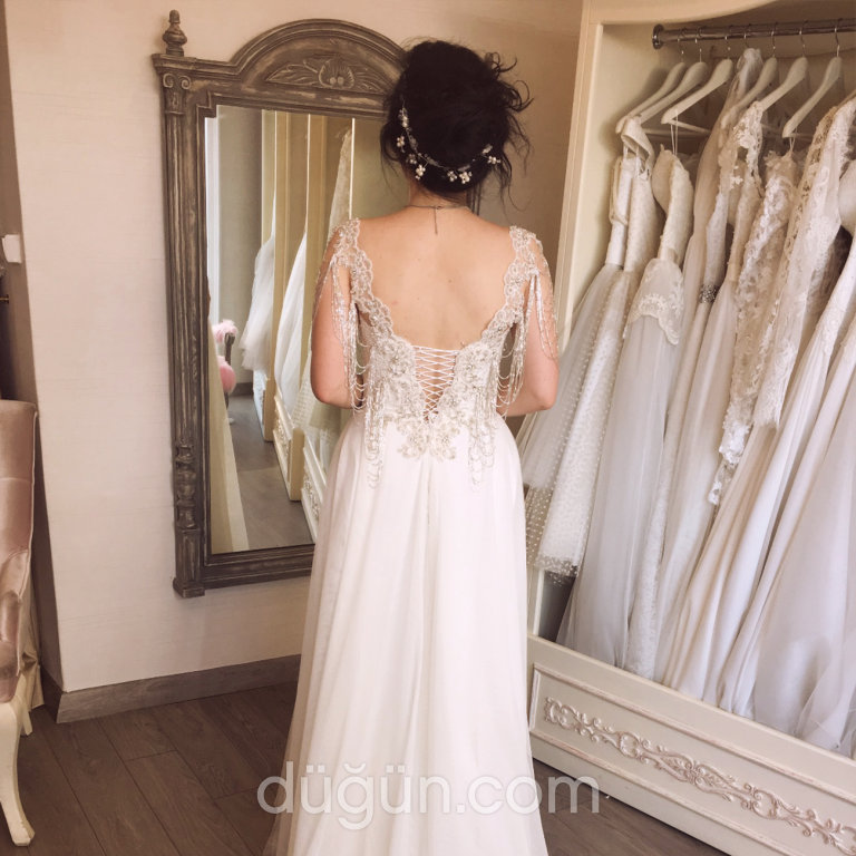 Emine Meral Moda Evi Gelinlik İstanbul