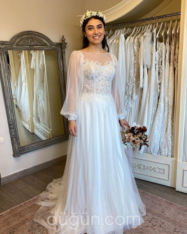 Emine Meral Moda Evi Gelinlik İstanbul