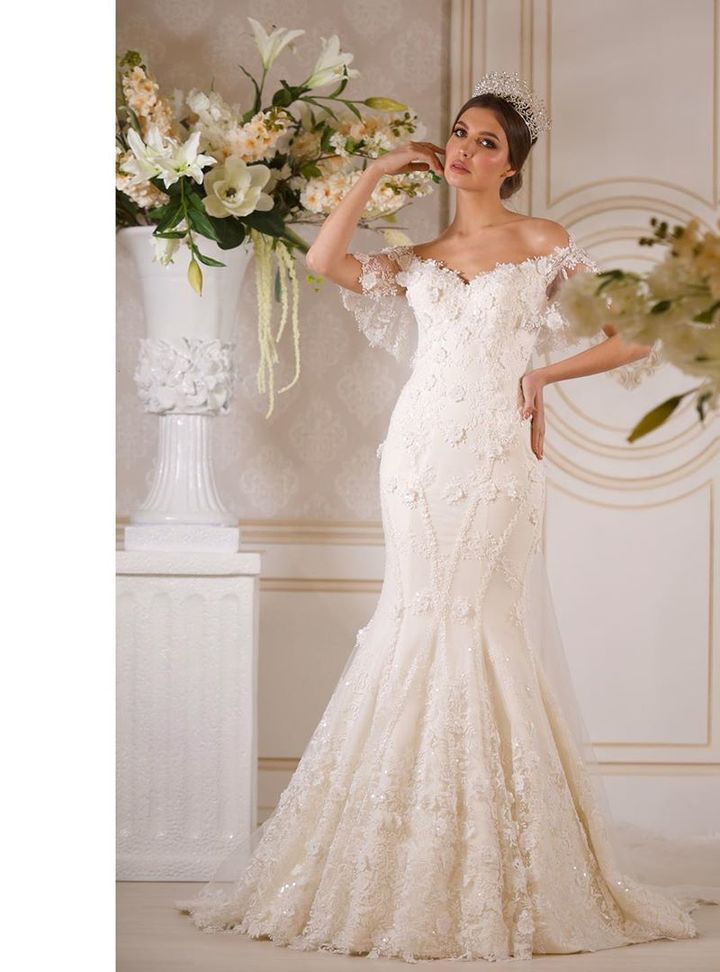 1206 Balık Kesim Sırt Dekolteli Düşük Omuz Gelinlik