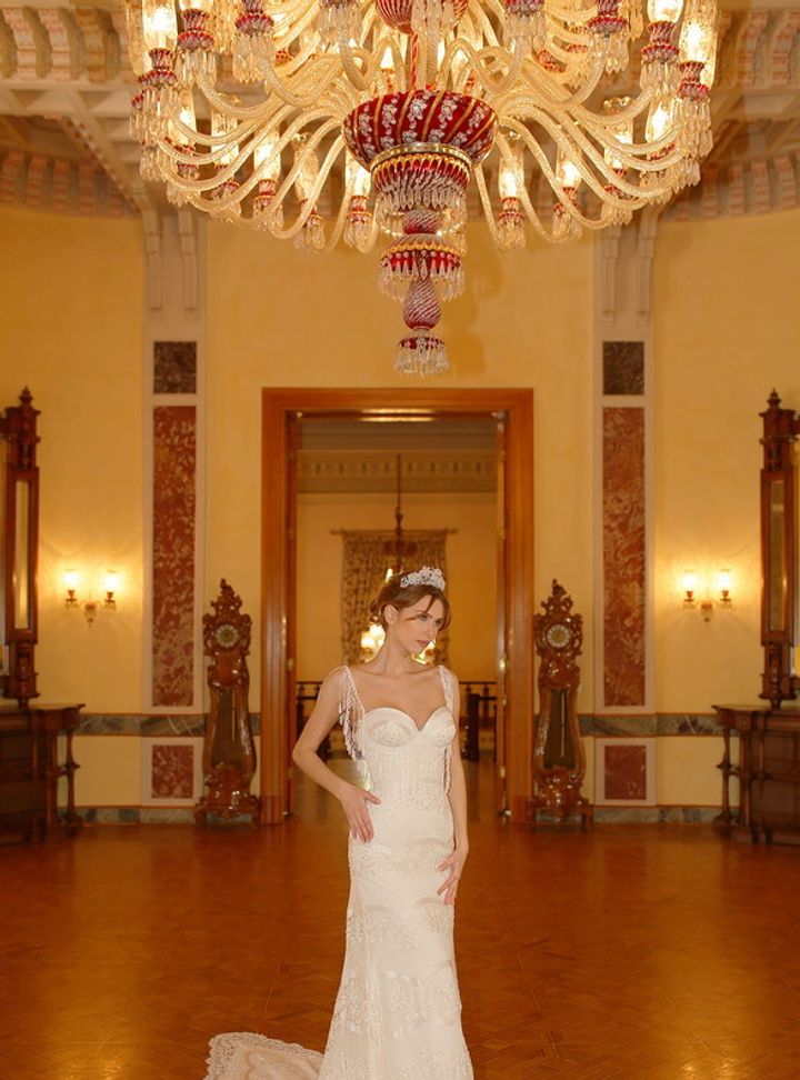 1100 Balık Kesim Straplez Sırt Dekolteli Gelinlik