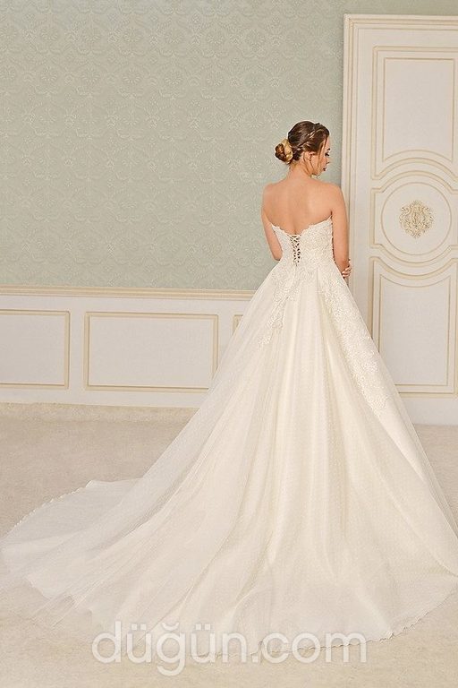 3034 A Kesim Straplez Sırt Dekolteli Gelinlik 1