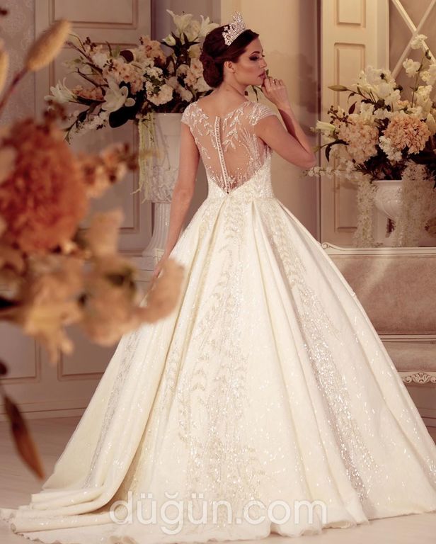 3173 Prenses Kesim Straplez Sırt Dekolteli Gelinlik 2