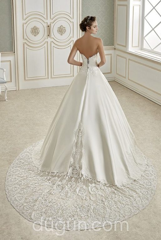 34017-080  Prenses Kesim Straplez Sırt Dekolteli Gelinlik 1