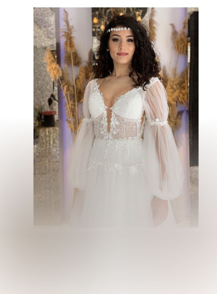 By Beyaz Bridal