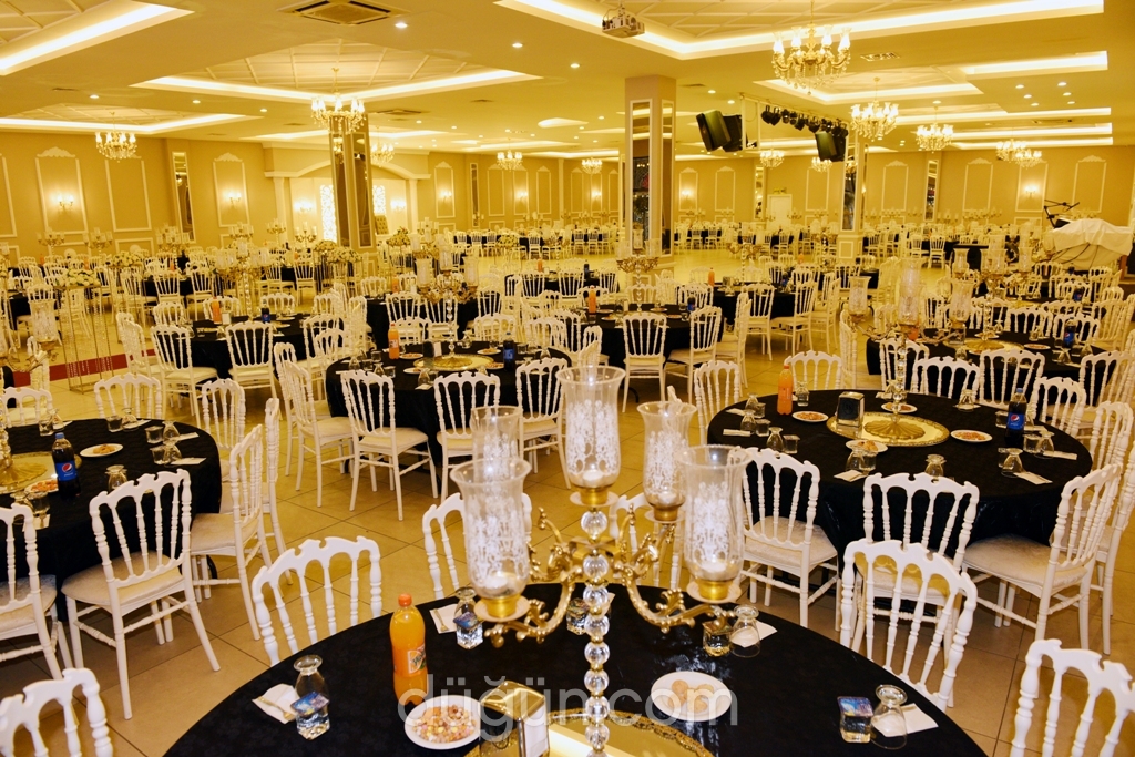 Bafra Davet Düğün Salon ve Kır Bahçeleri