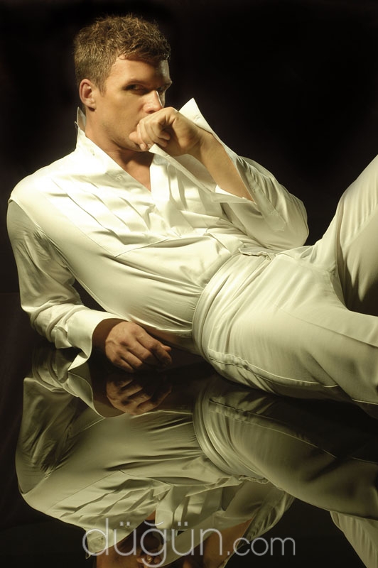 Muzaffer Çaha & Suare