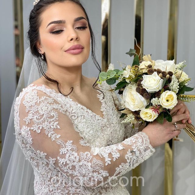 Sultan Çelik Gelinlik Tasarım