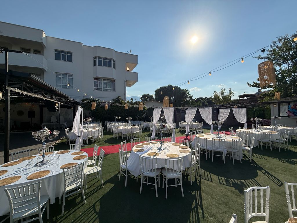 İmza Garden Kır Düğün Salonu