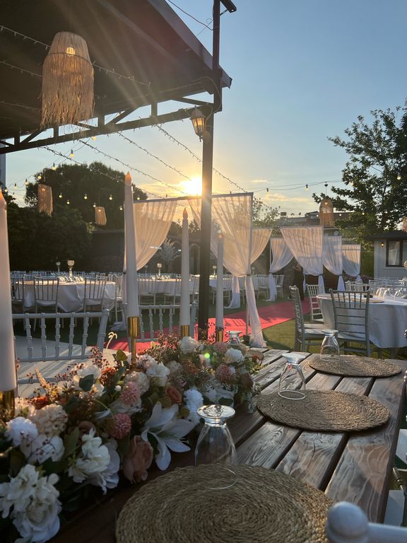İmza Garden Kır Düğün Salonu