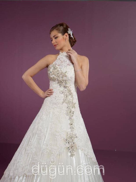 ZMG 9 A Kesim Halter Yaka Romantik Gelinlik