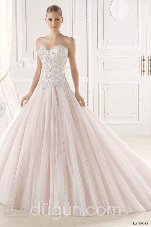 Naz Gelinlik & Moda Tasarım