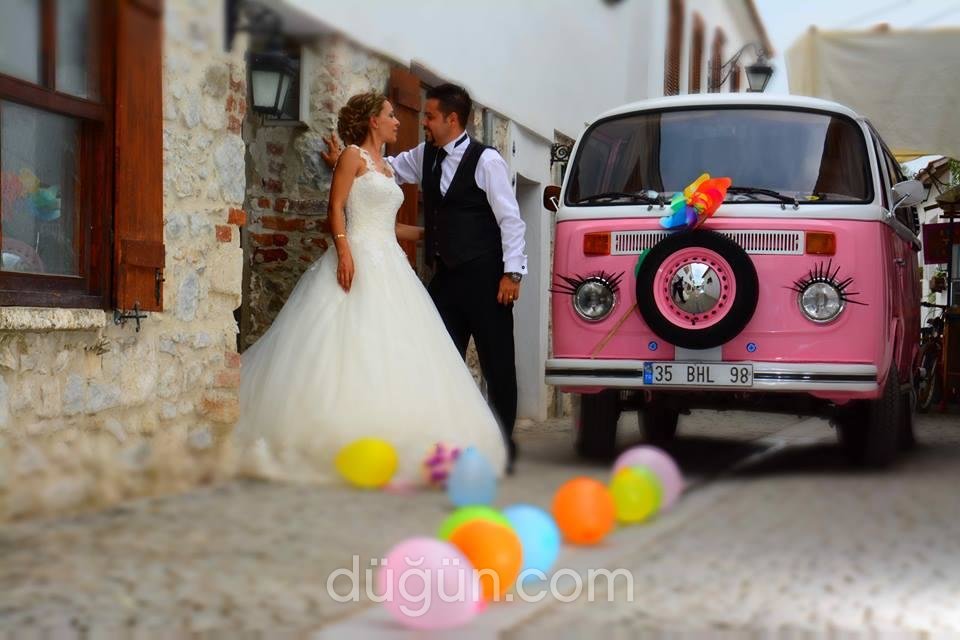 Pembe Düğün Arabası