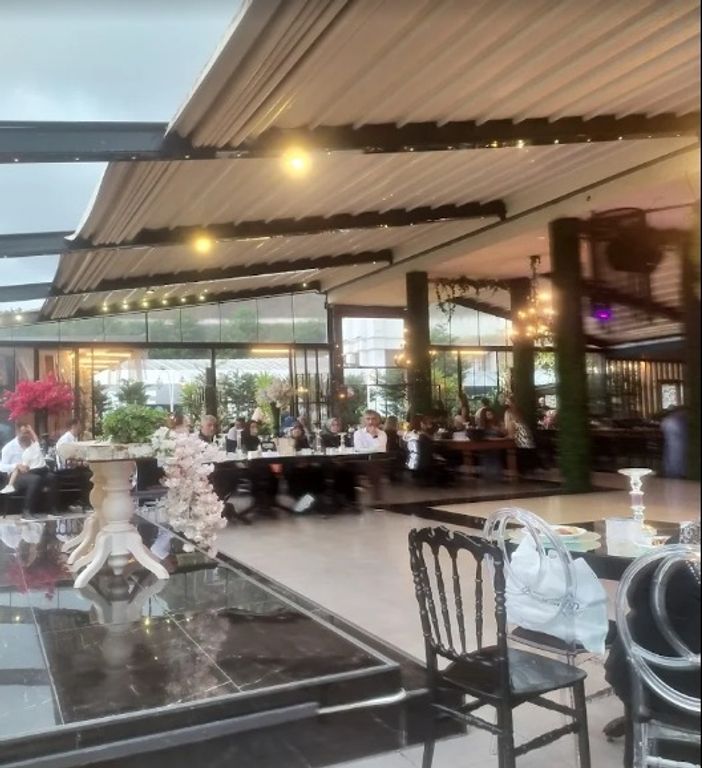 Dünya Wedding Port