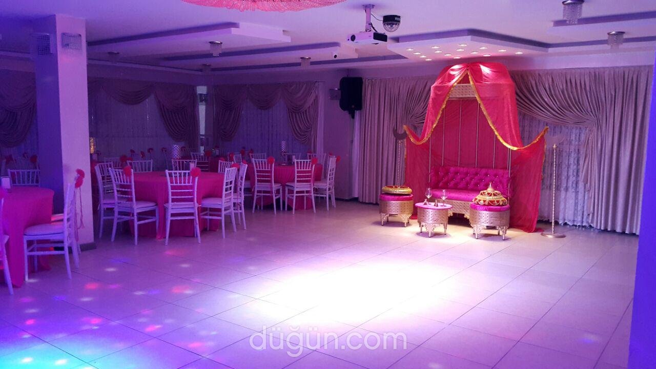 Palanga Kına ve Nişan Evi