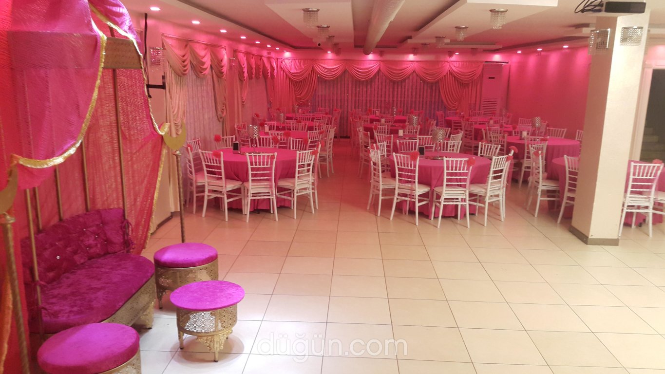 Palanga Kına ve Nişan Evi