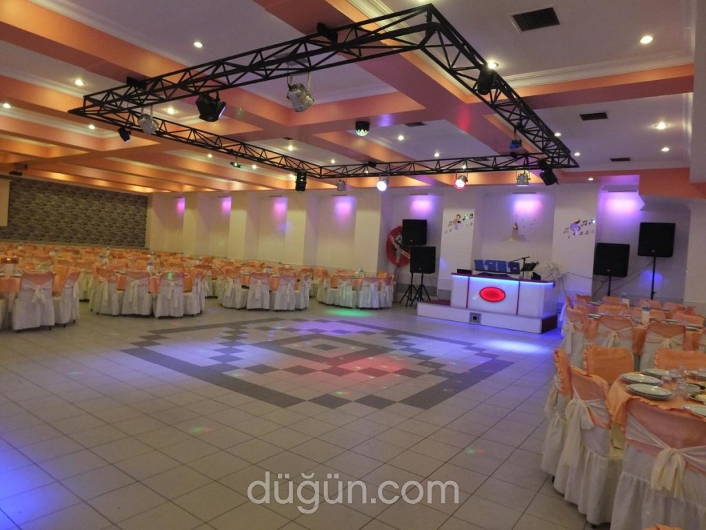 Özdoğanlar Resital Düğün Salonu