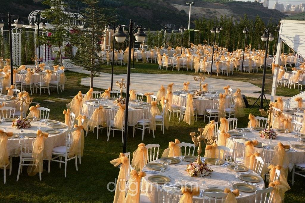 Laviva Garden Kır Alanı