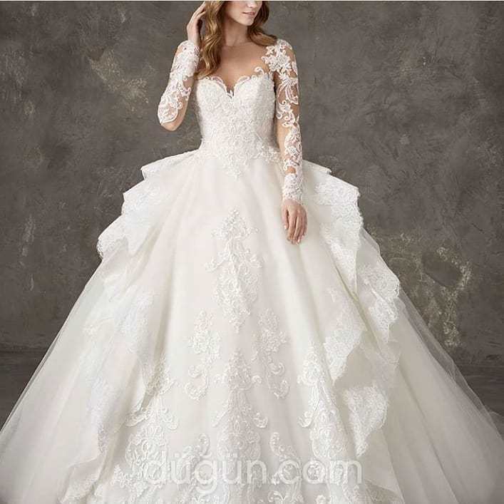 Prenses Model Gelinlikler