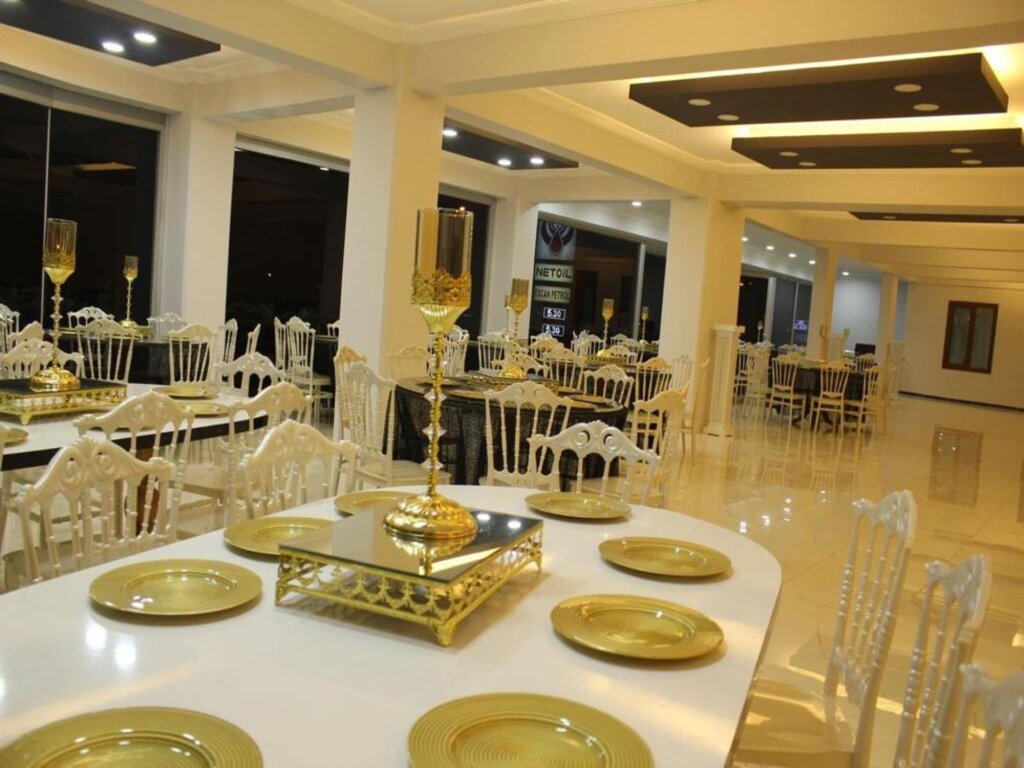 Öztürkler Düğün Sarayı