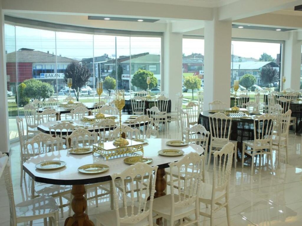 Öztürkler Düğün Sarayı