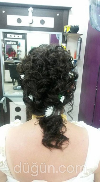 Afrodit Bayan Kuaförü