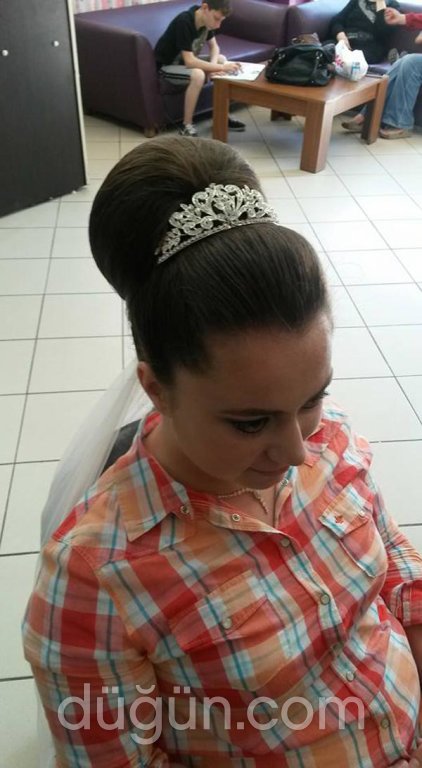 Afrodit Bayan Kuaförü