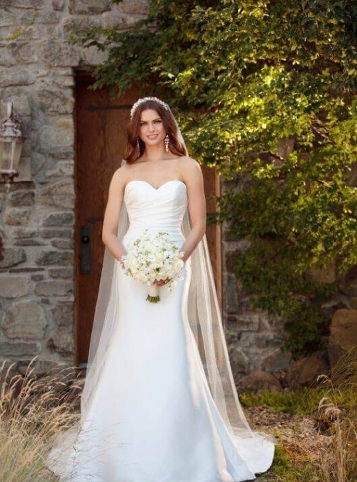 FAP 33 Balık Kesim Straplez Göğüs Dekolteli Gelinlik