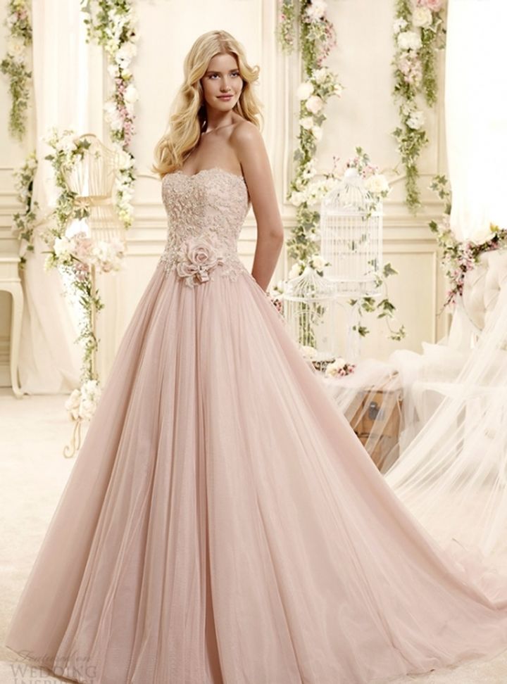 FAP 11 A Kesim Straplez Göğüs Dekolteli Gelinlik