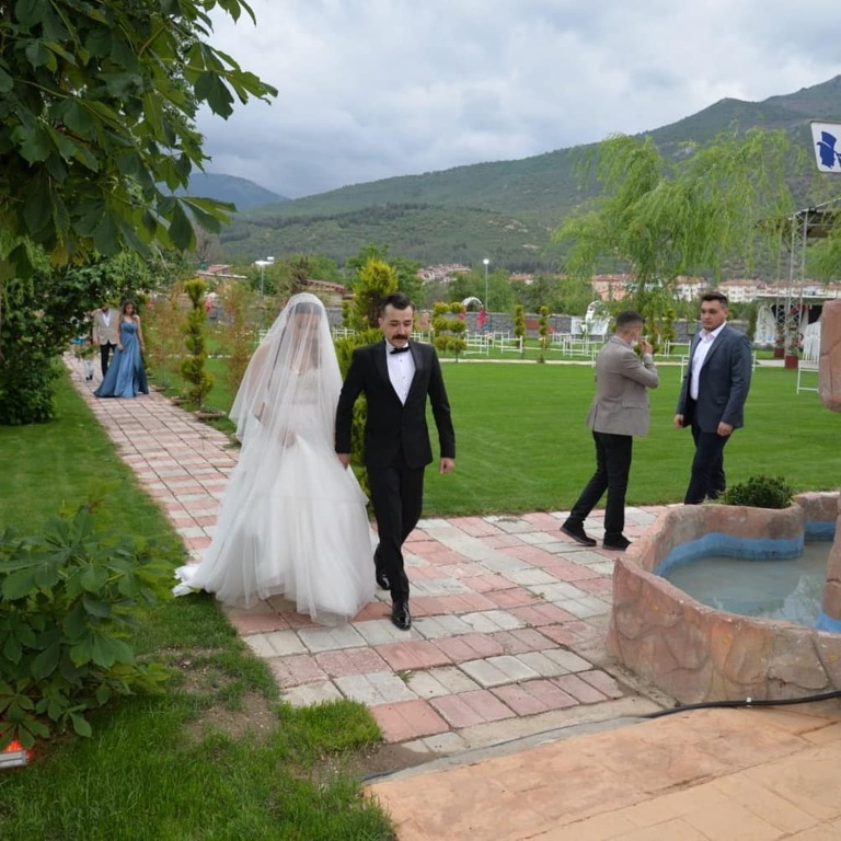 Bizbize Kır Düğün Salonu