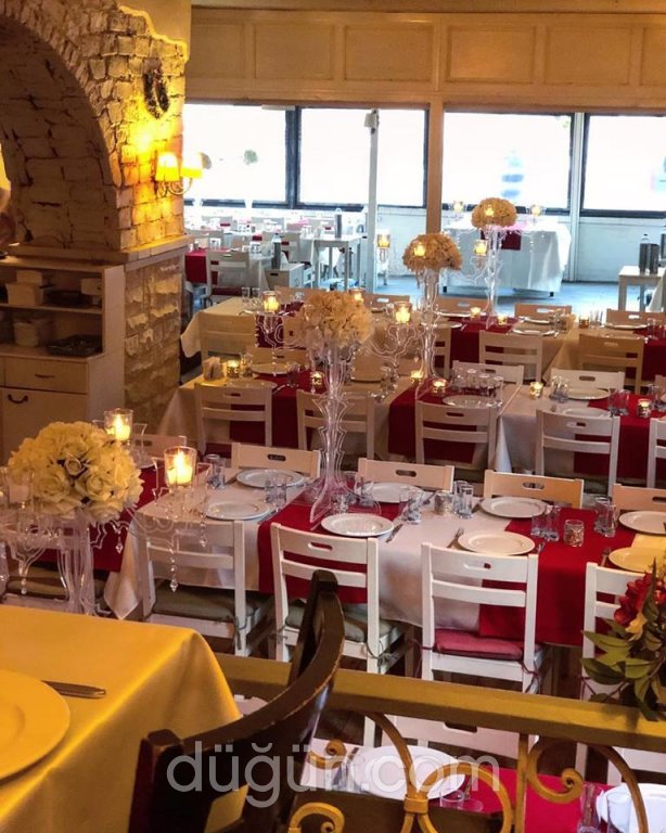 Restaurantta Nikah Sonrasi Yemek Restoranda Dugun Dugunbuketi