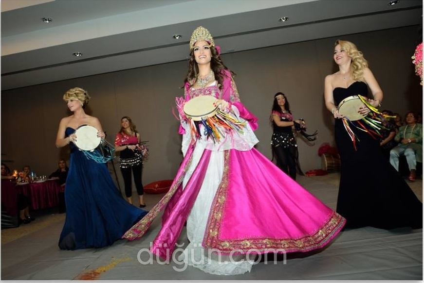 Destan Kına ve Dans Ekibi