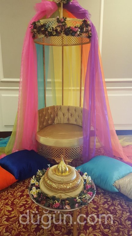 Destan Kına ve Dans Ekibi