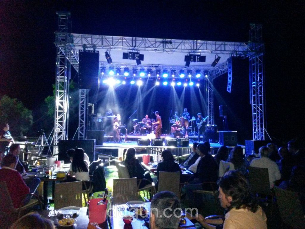 Akgündüz Ses Işık Müzik