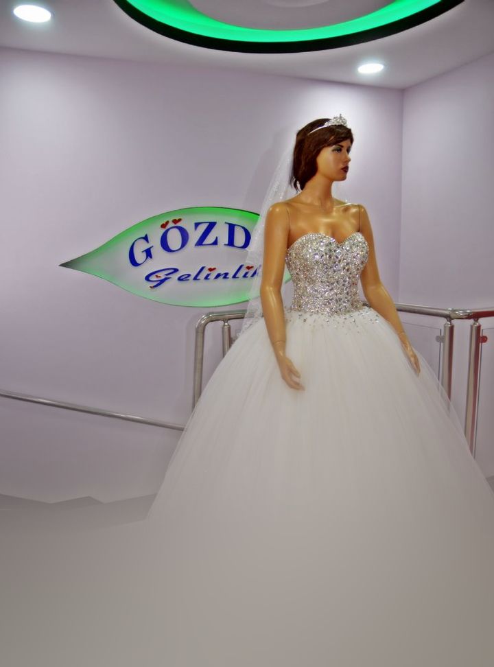 Gözde Gelinlik