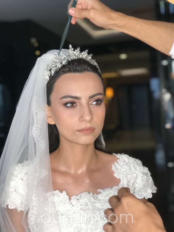 Make Up By Zeynep Cinislioğlu