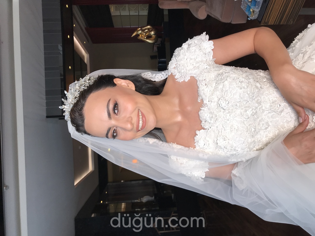 Make Up By Zeynep Cinislioğlu