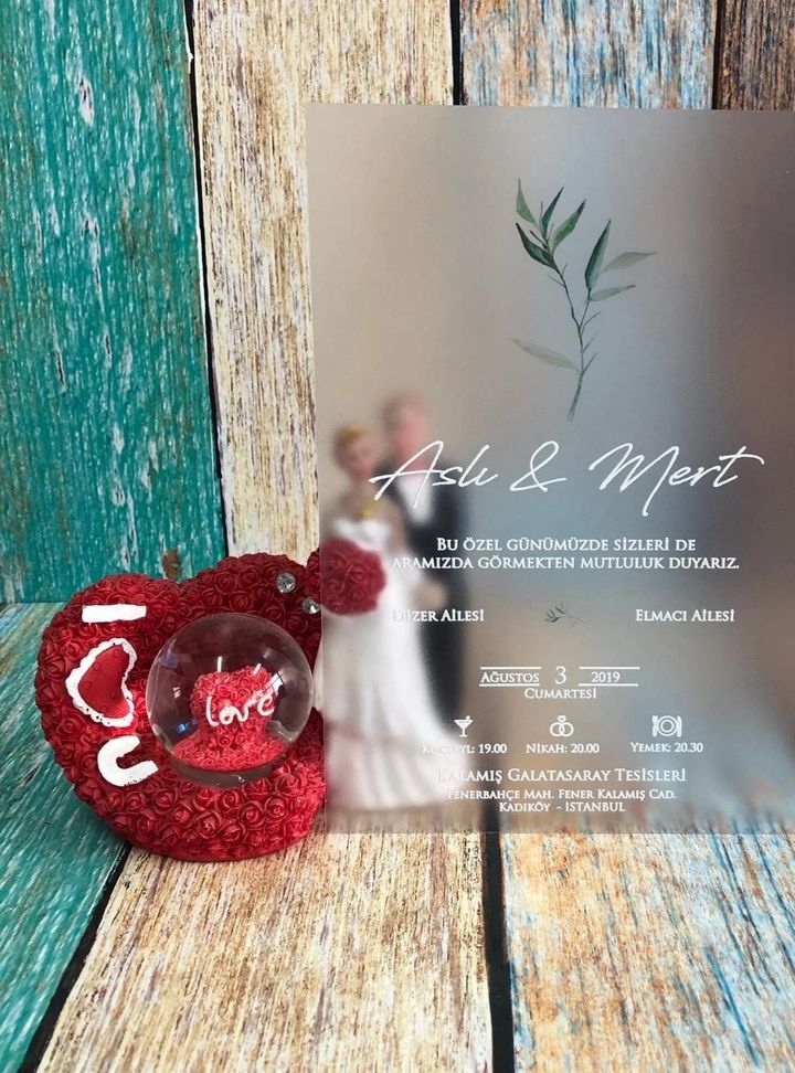 Yaprak Detaylı Şeffaf Davetiye