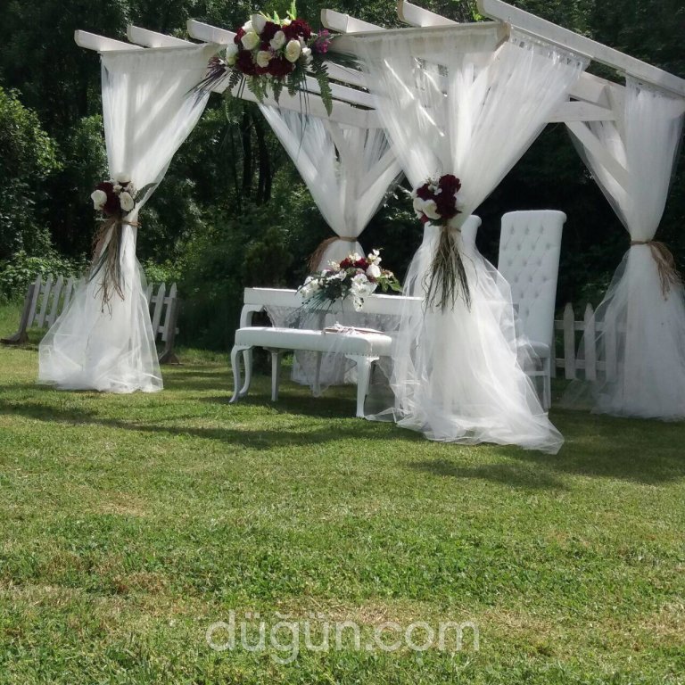 Büyük Bahçe Kır Düğünü