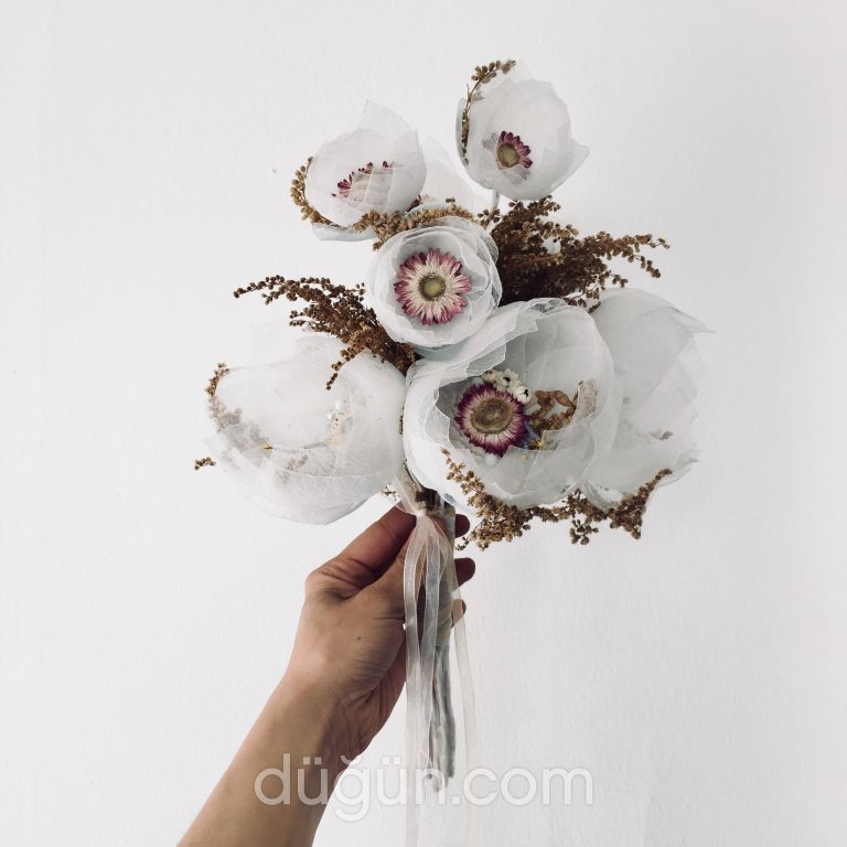 Narin Demirbaş Bridal Accessories