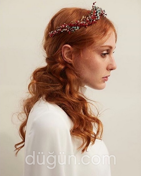 Narin Demirbaş Bridal Accessories