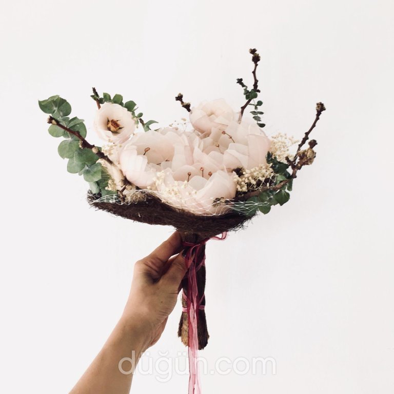 Narin Demirbaş Bridal Accessories