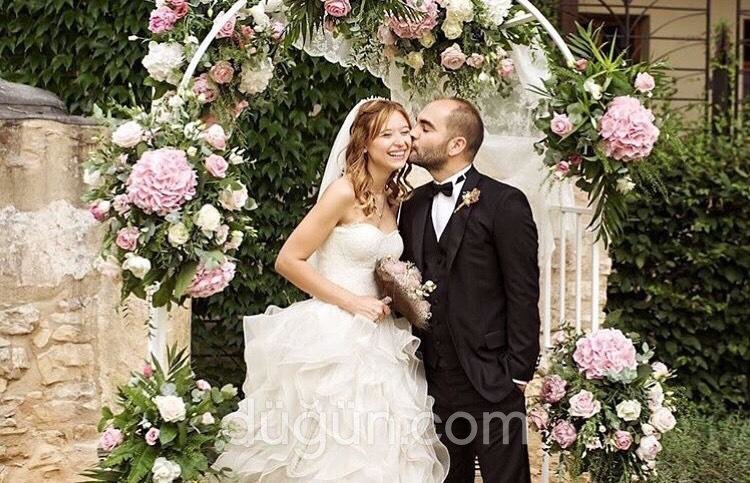 Narin Demirbaş Bridal Accessories
