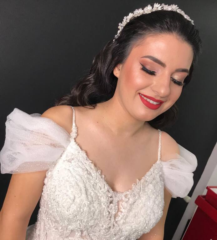 Candan Saç Tasarım ve Güzellik