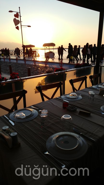 Sakız Alsancak Restoran & Cafe