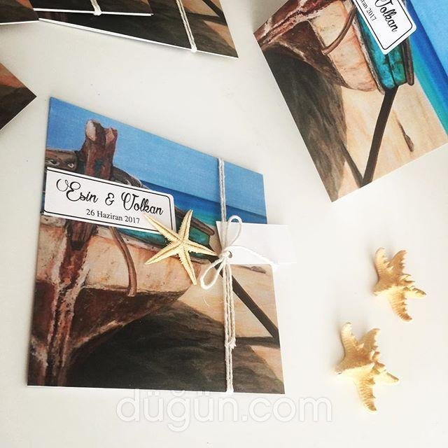 Red Craft Art Design