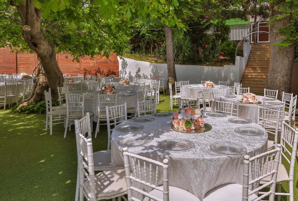 O Ağacın Altı Bambi Garden