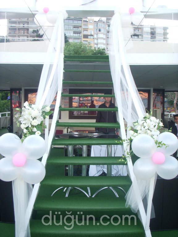 Küçük Prens Gezi Tekneleri