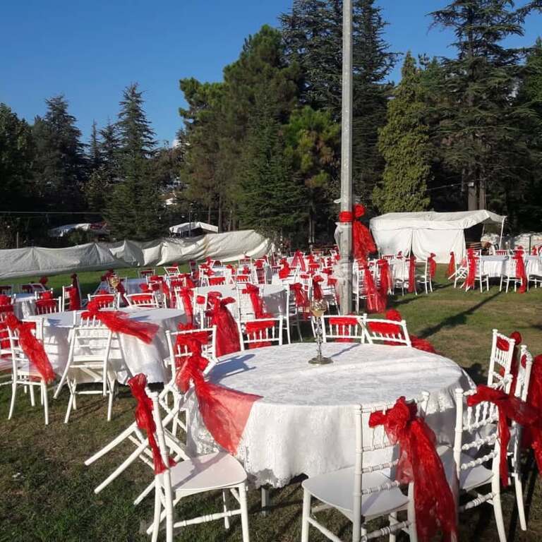 Albuzlar Kır Salonu