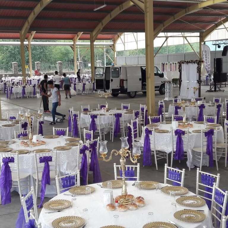 Albuzlar Kır Salonu